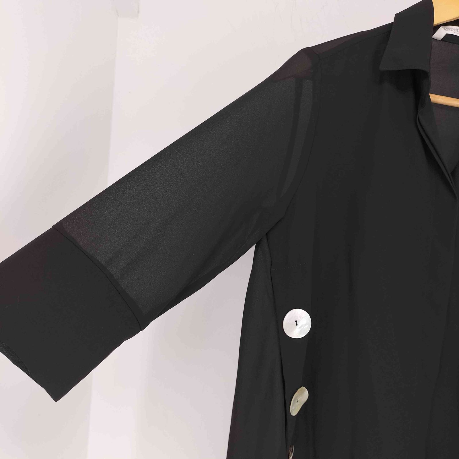 NARACAMICIE(ナラカミーチェ) ジョーゼットサイドボタンシャツ シェルボタン レディース JPN 中古 古着 0328 ナラカミーチェ NARACAMICIE ジョーゼットサイドボタンシャツ