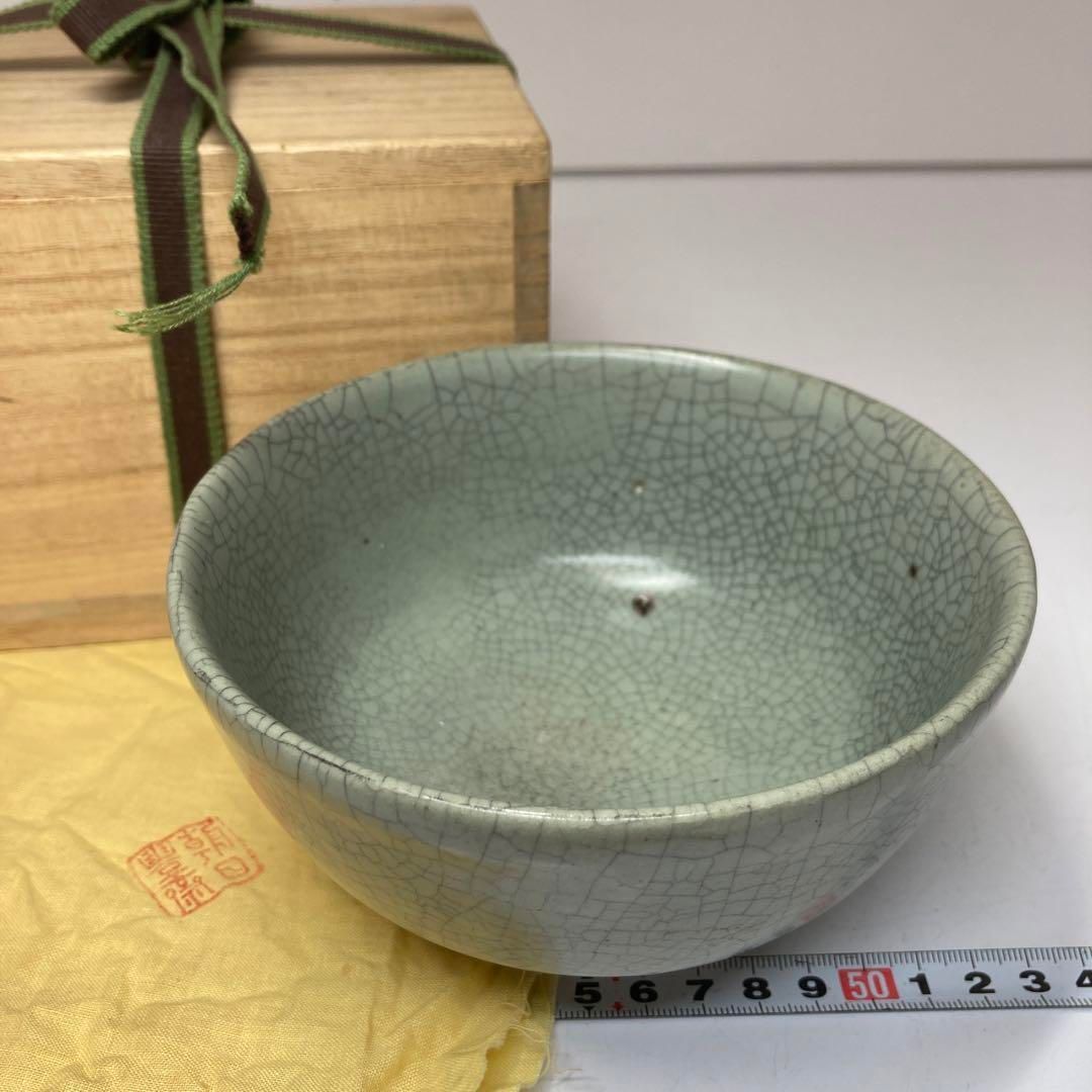 中国古玩 飛青磁人形手 茶碗 タトコ 東さ5-0817