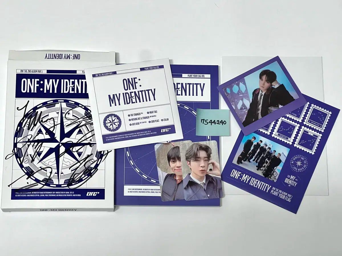 ★非売品◆サインCD◆ONF◆ONF:MY IDENTITY 非売品 ONF(オンエンオフ・オネノプ) 正規 2 家 サイン入り cd