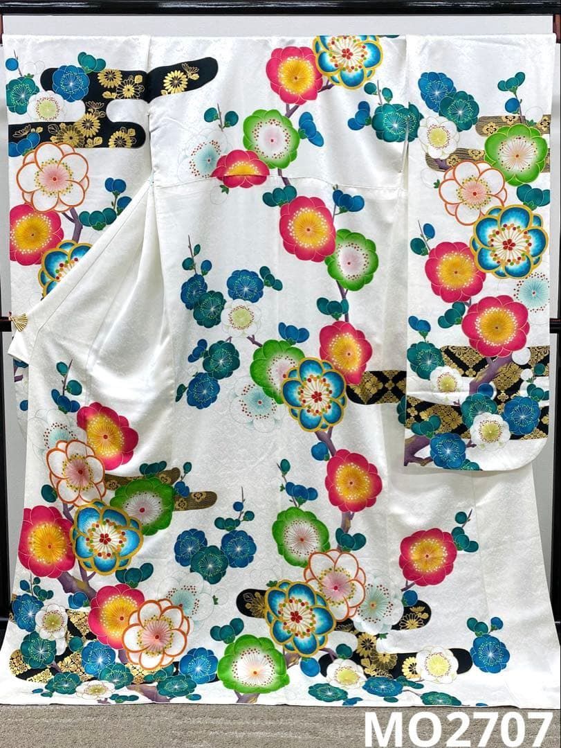 振袖 豪華 刺繍 型友禅 金彩 紋意匠 洋花 身丈174cm 振袖 豪華 刺繍 金彩 紋意匠 身丈174cm - メルカリ