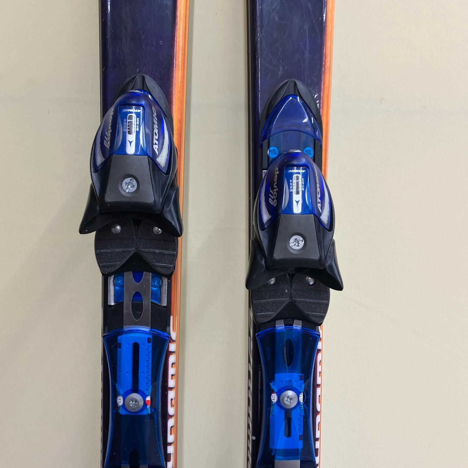 ネイビー×ホワイト