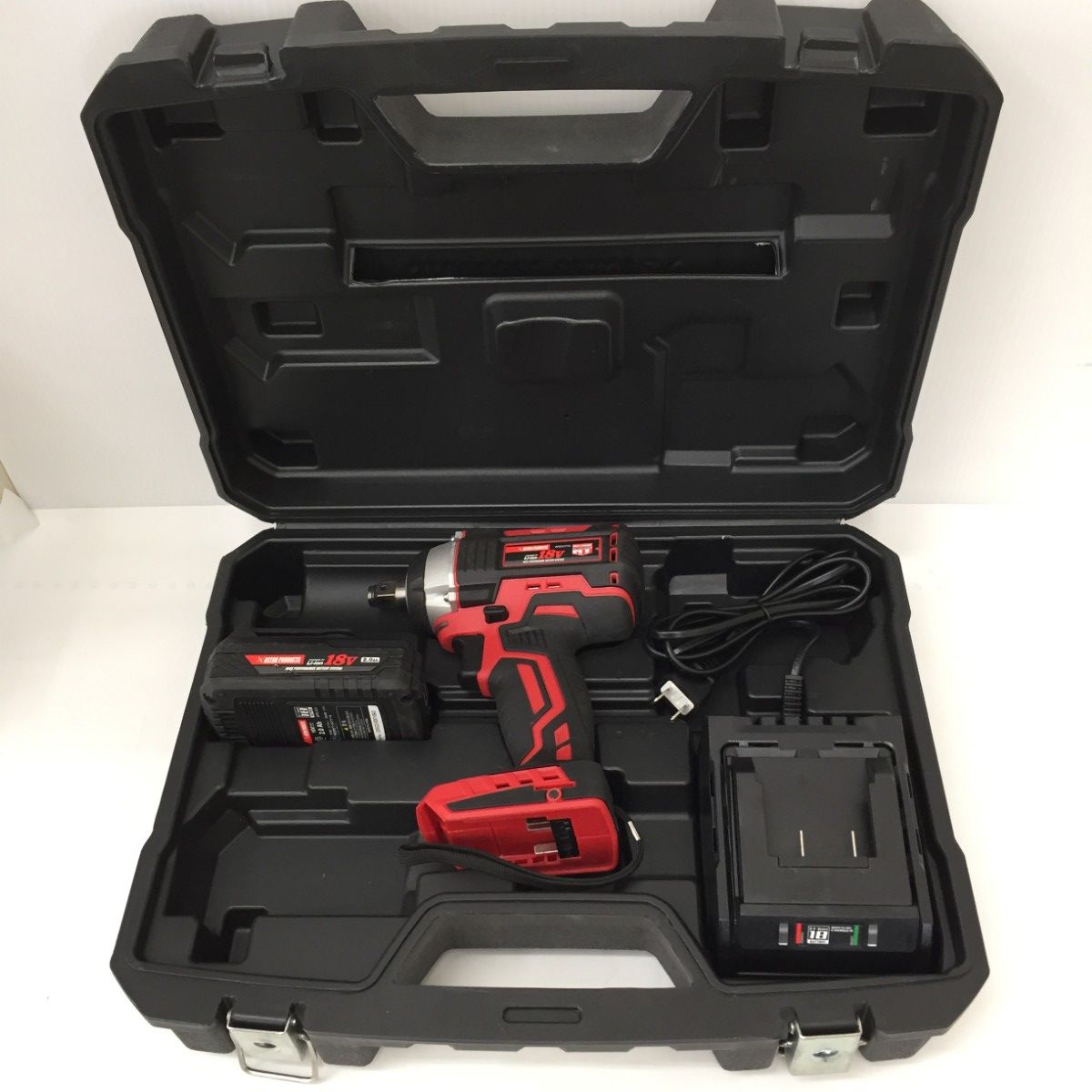 △△ASTRO PRODUCTS アストロプロダクツ 18v 充電式インパクトレンチ 充電器 充電池1個 ケース付 AP050755 レッド