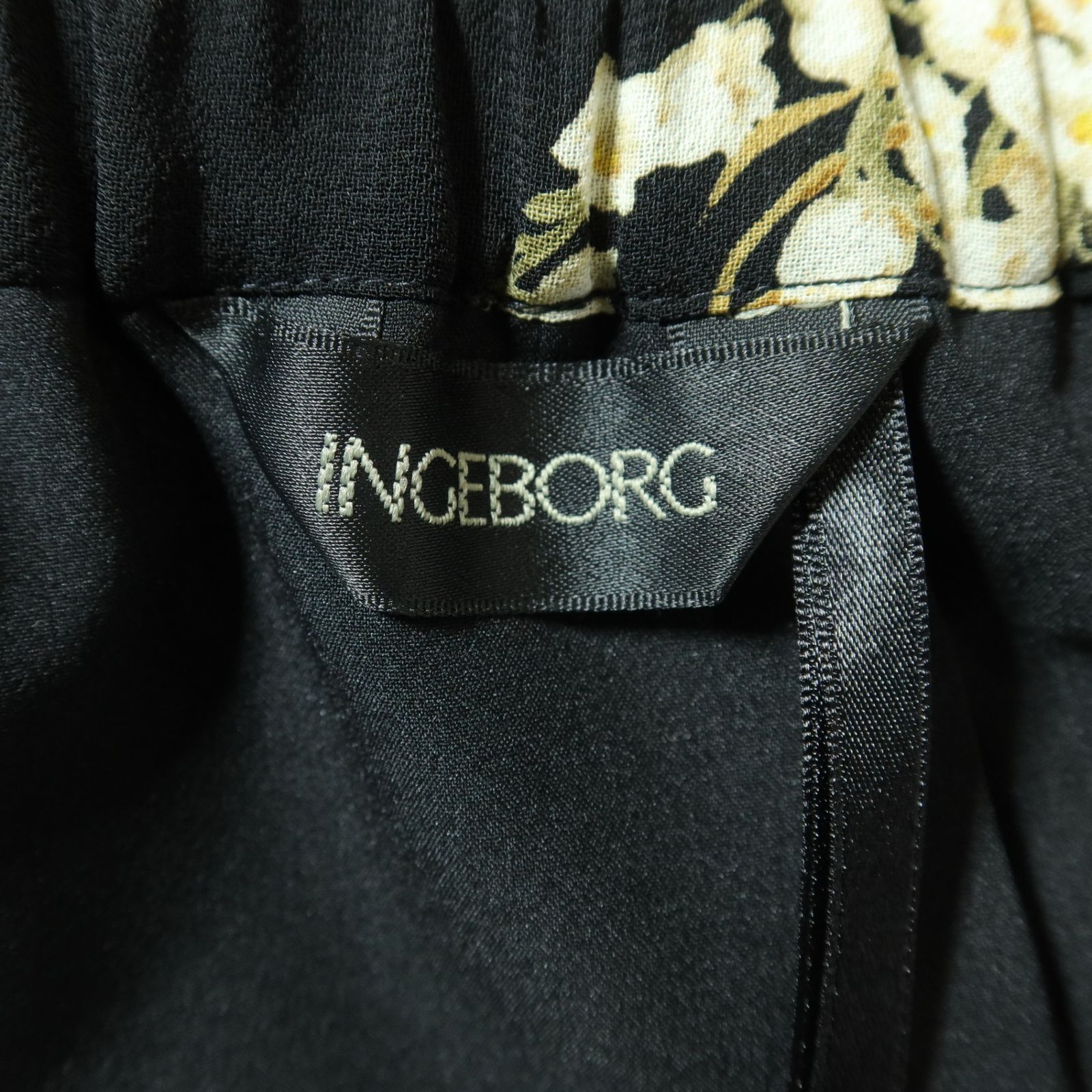 インゲボルグ☆マーメイドライン風ロングスカート サイズ9 黒系