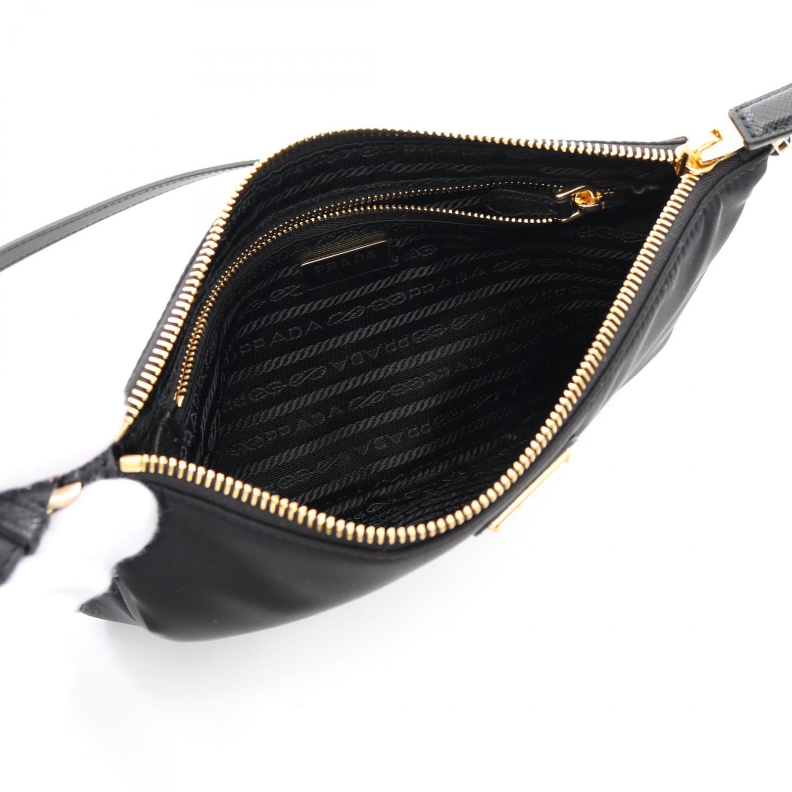 PRADA ショルダーバッグ