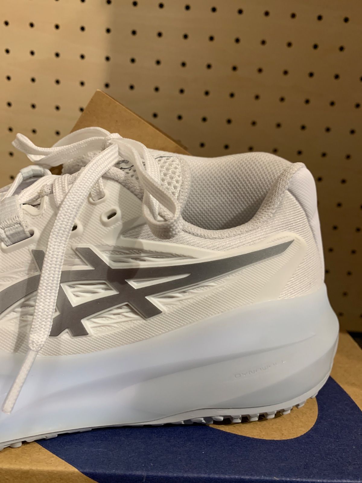 アシックスレディーステニスシューズ白 LLC-HASEGAWATOSO_COM