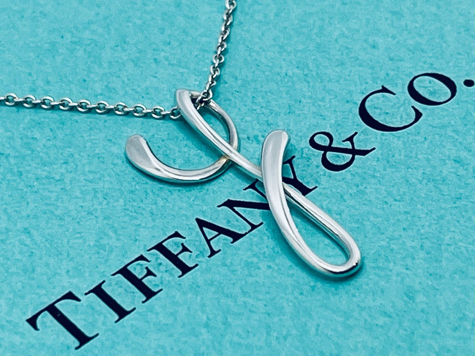 a094 美品 Tiffany&Co. ティファニー アルファベット「Y」イニシャル 