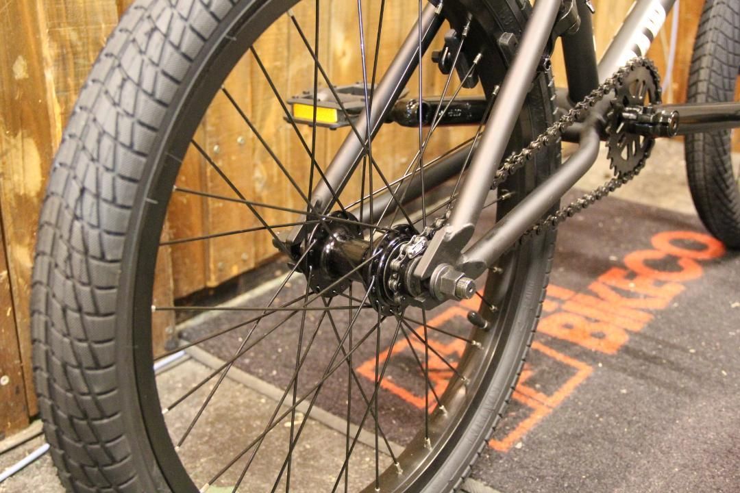 BMX 自転車 20インチ ストリート クロモリ DURCUS ONE RAW MATT BLACK