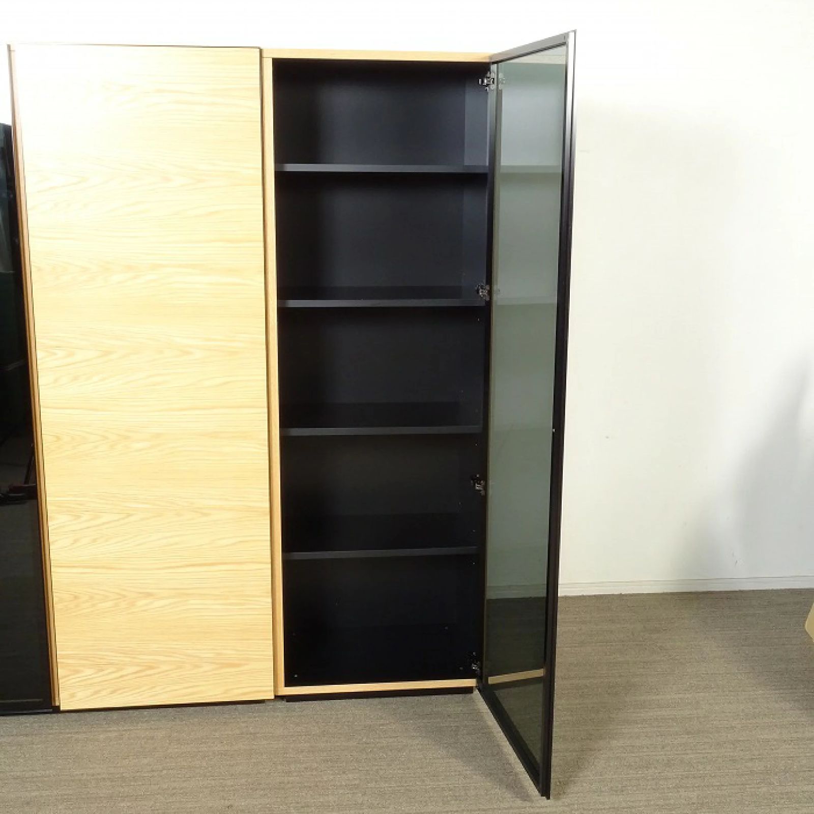 カッシーナイクスシー BROAD