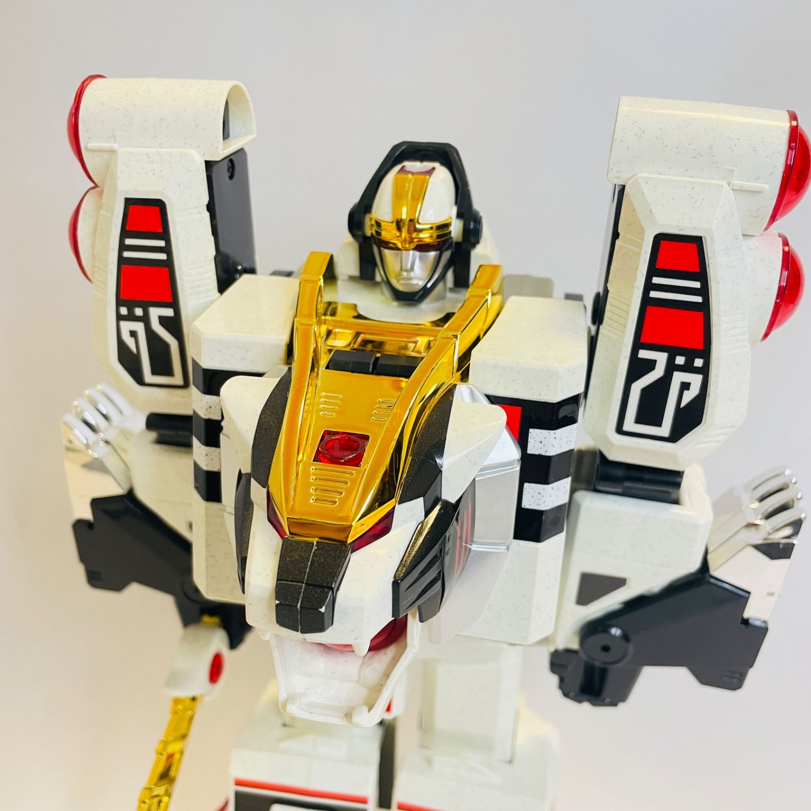 Amazon.co.jp: バンダイ(BANDAI) 五星戦隊ダイレンジャー DXウォンタイガー(ボーイズトイショップ限定) : おもちゃ