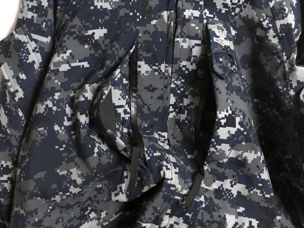 お得なクーポン配布中!】 米軍実物 USN ネイビー デジタルカモ TYPE1