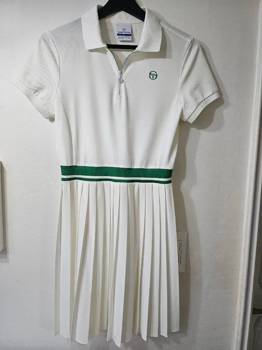 税金 セルジオ・オタチーニ テニス ワンピース S