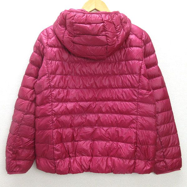 送料無料！新品ユニクロウルトラライトダウンパーカ