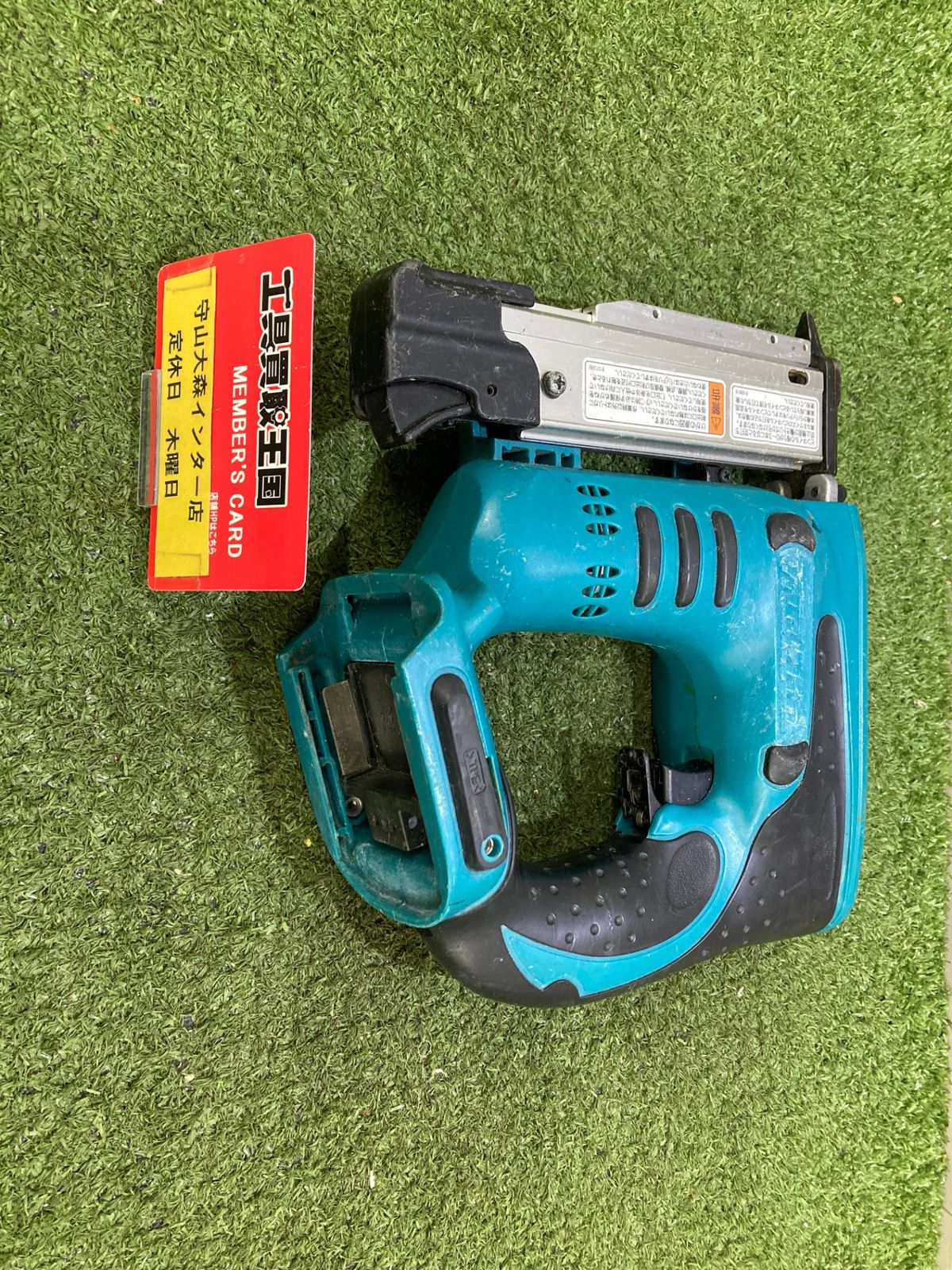 0921 makita マキタ 35㎜ 14.4V充電式ピンタッカ 本体のみ PT350DZ ITUL54BTHOX6