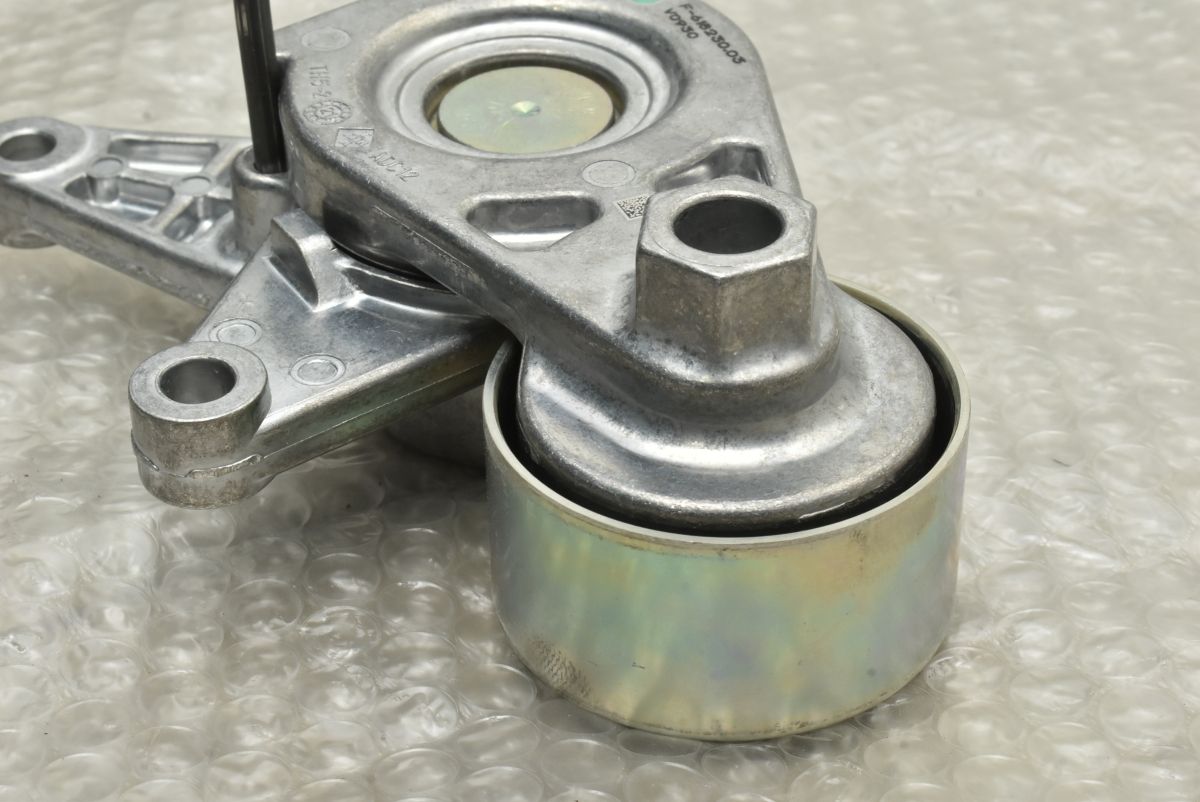 ベルトテンショナー