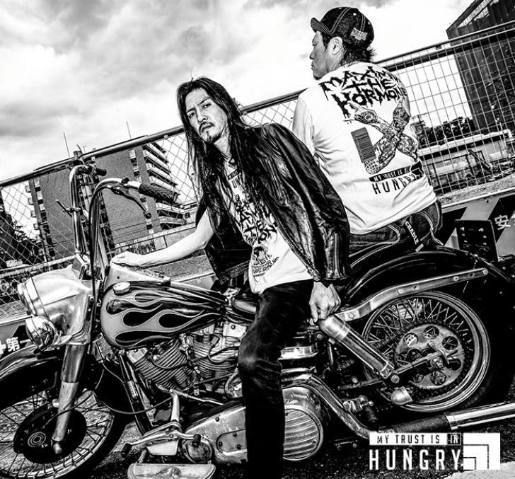 WxHxUx Tシャツ