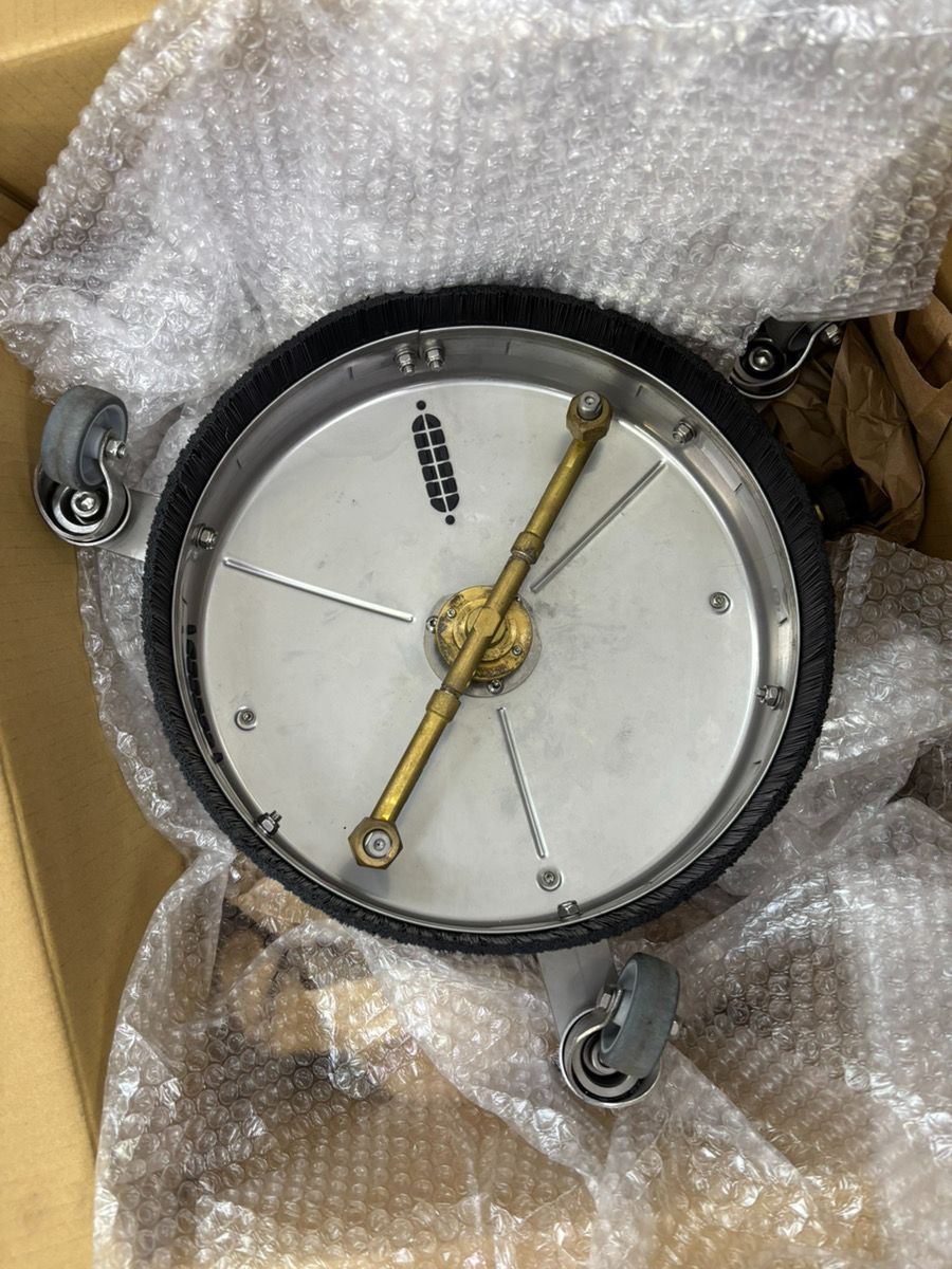 ケルヒャーサーフェスクリーナー FR 30 Me