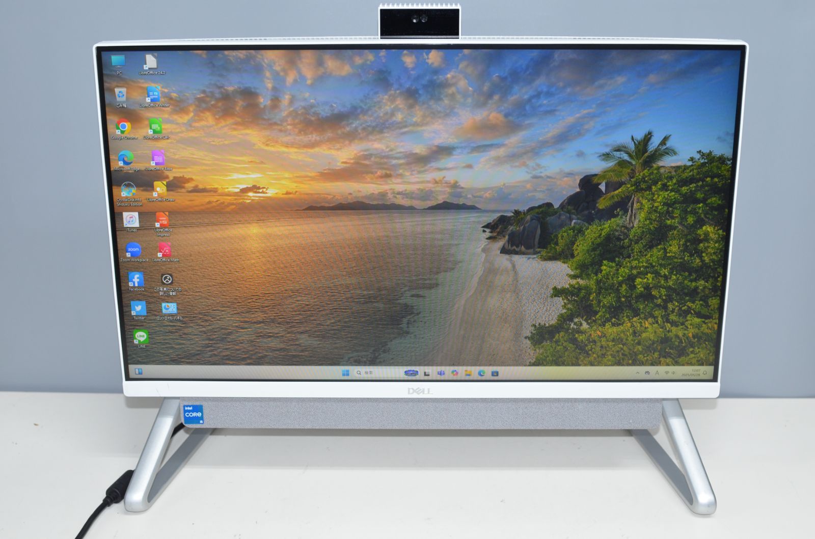 一体型パソコン DELL Inspiron 24 5400 Windows11 office SSD256GB HDD1TB 高性能core i5-1135G7|メモリ8GB|23.8インチ|無線|webカメラ