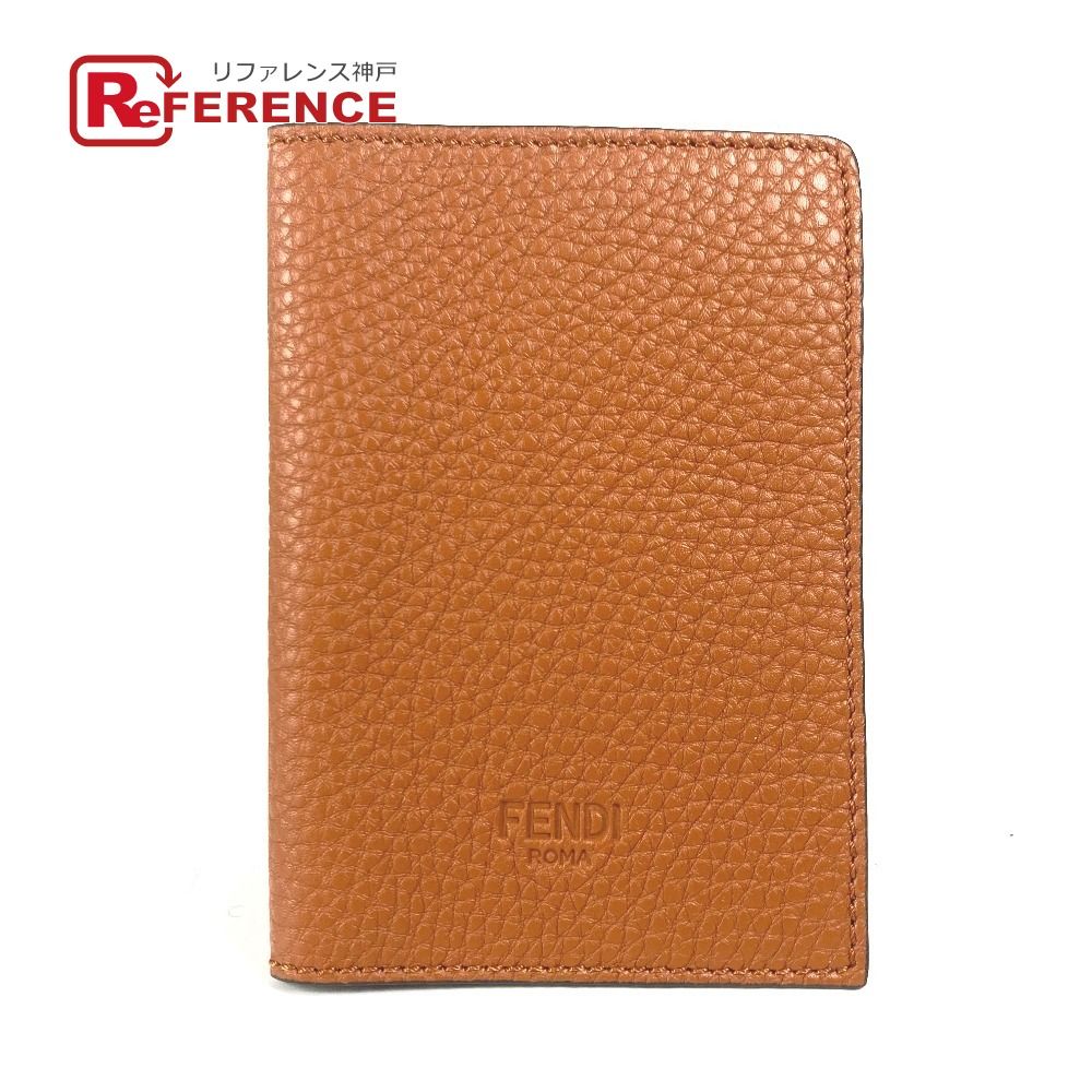 FENDI フェンディ パスポートケース ロゴ レザー ブラウン
