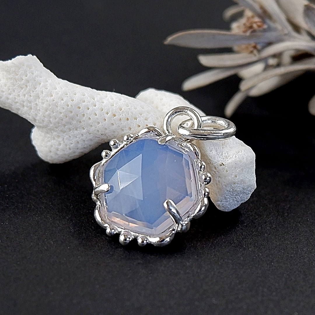 ルイヴィトン ブークルドレイユ スウィートモノグラム ピアス M65754 美品 LOUIS VUITTON ルイ・ヴィトン ブークルドレイユ スウィート