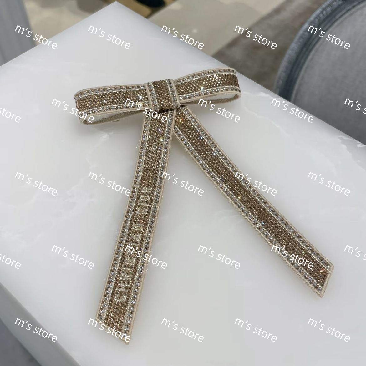 【散りばめられたゴールド♡】Dior リボンバレッタ 新品 Christian Dior ディオール Dior Twist リボンバレッタ