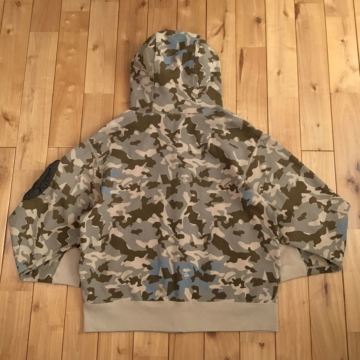 BAPE SAND CAMO MILITARY RELAXED FIT FULL ZIP MASK HOODIE Sサイズ a 