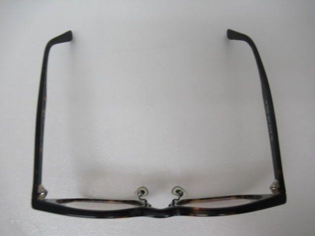 小橋川永昌（二代目仁王）赤絵壺 一等彫刻の紋様 小橋川永昌（二代目