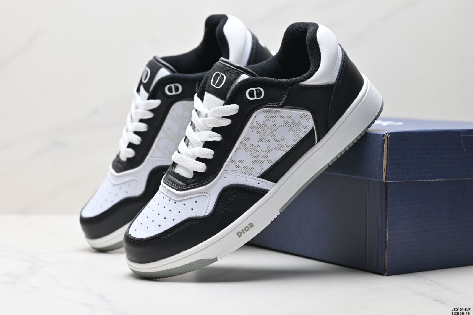 ディオール DIOR B27 牛革・織物素材 ロゴ柄 耐磨耗・通気性