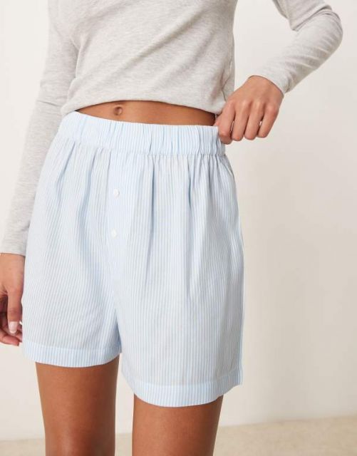【送料無料】 ルナ レディース ハーフパンツ・ショーツ ボトムス Luna boxer shorts in blue stripe BLUE