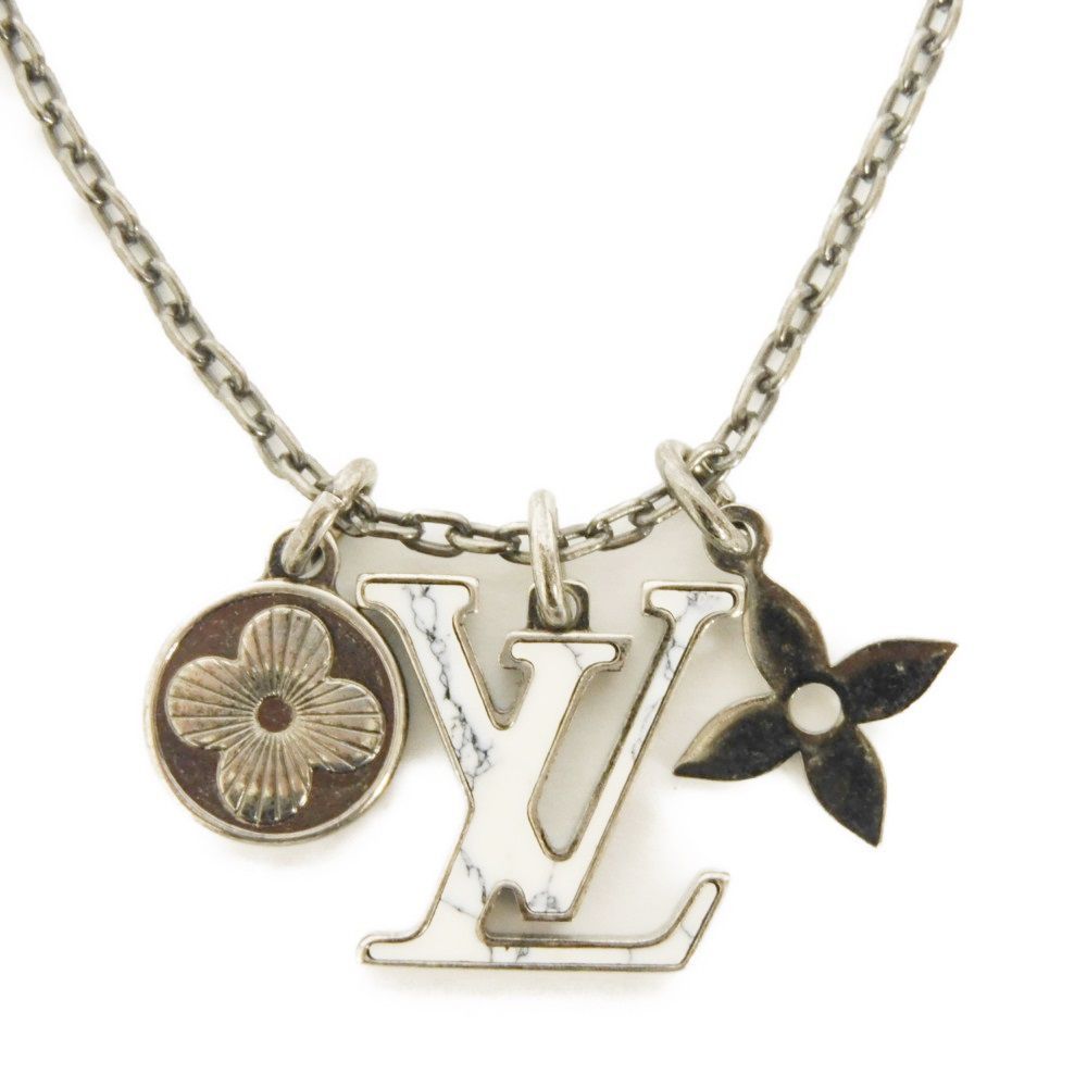 LOUIS VUITTON ルイ ヴィトン ペンダント LV イニシャル 合成石 エイジング加工 ガンメタル モノグラム フラワー ストーン ホワイト ネックレス M00317