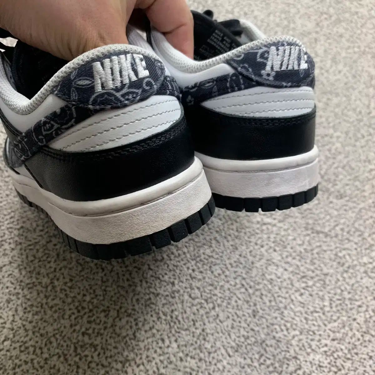 NIKE ナイキ