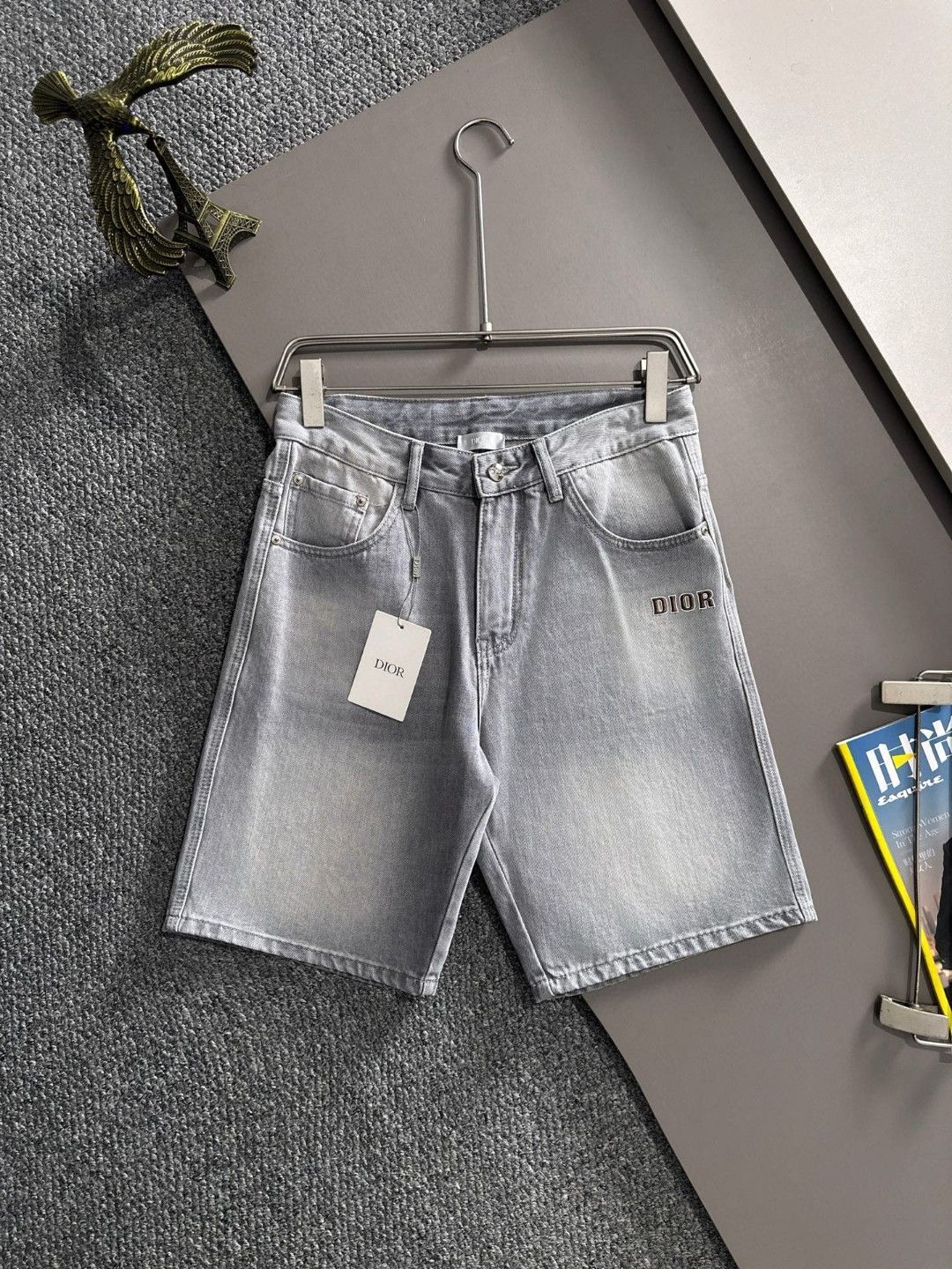 【DIOR】デニムショートパンツ ブルー 今日特価】Dior 2025SS デニムショートパンツ - メルカリ