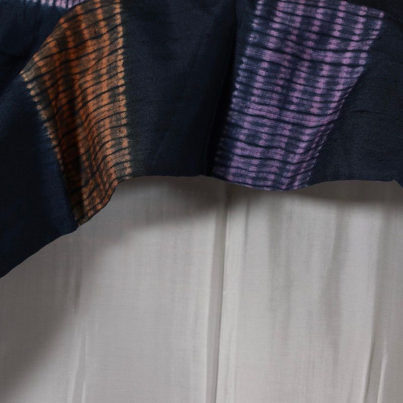 着物 紬 縫い取り絞り 横段 藍 紫 茶 /1123 - キモノリザーブ - メルカリ