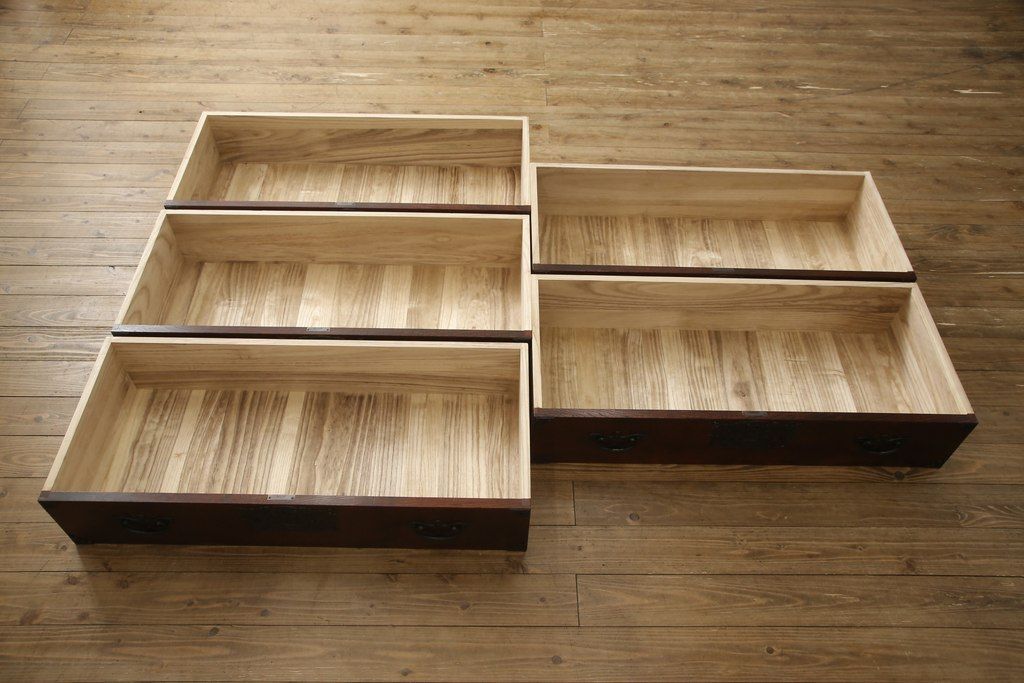 岩谷堂箪笥 (上下2段の上段)♦️別出品の下段と一緒の購入をお願いし