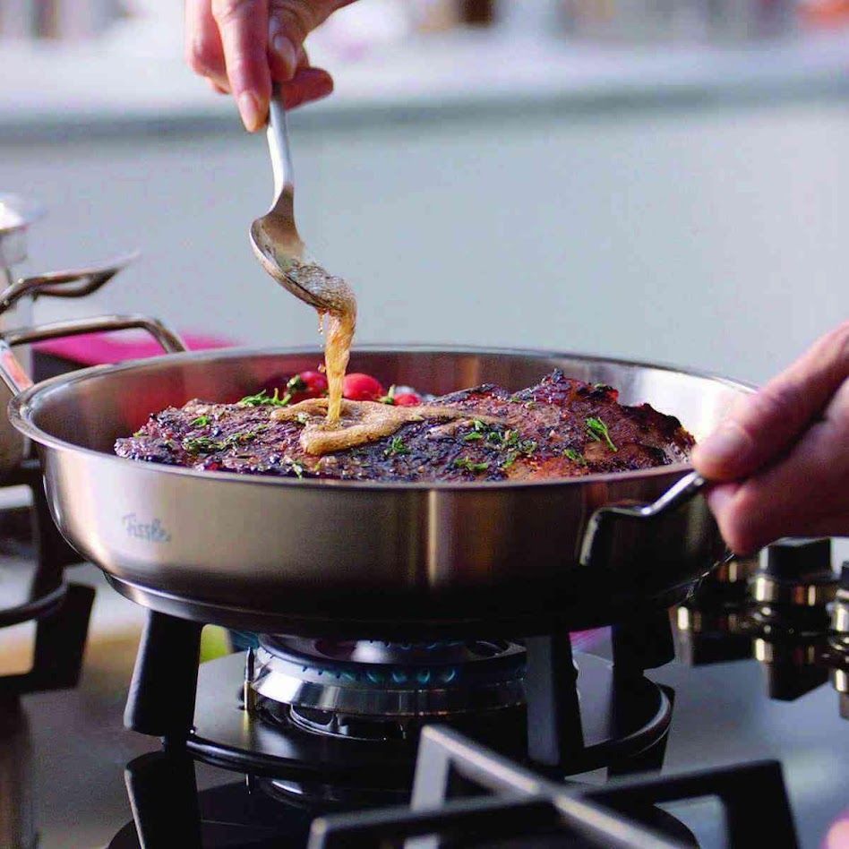 開封済・未使用品】Fissler 両手鍋 24cm オリジナル プロフィ 