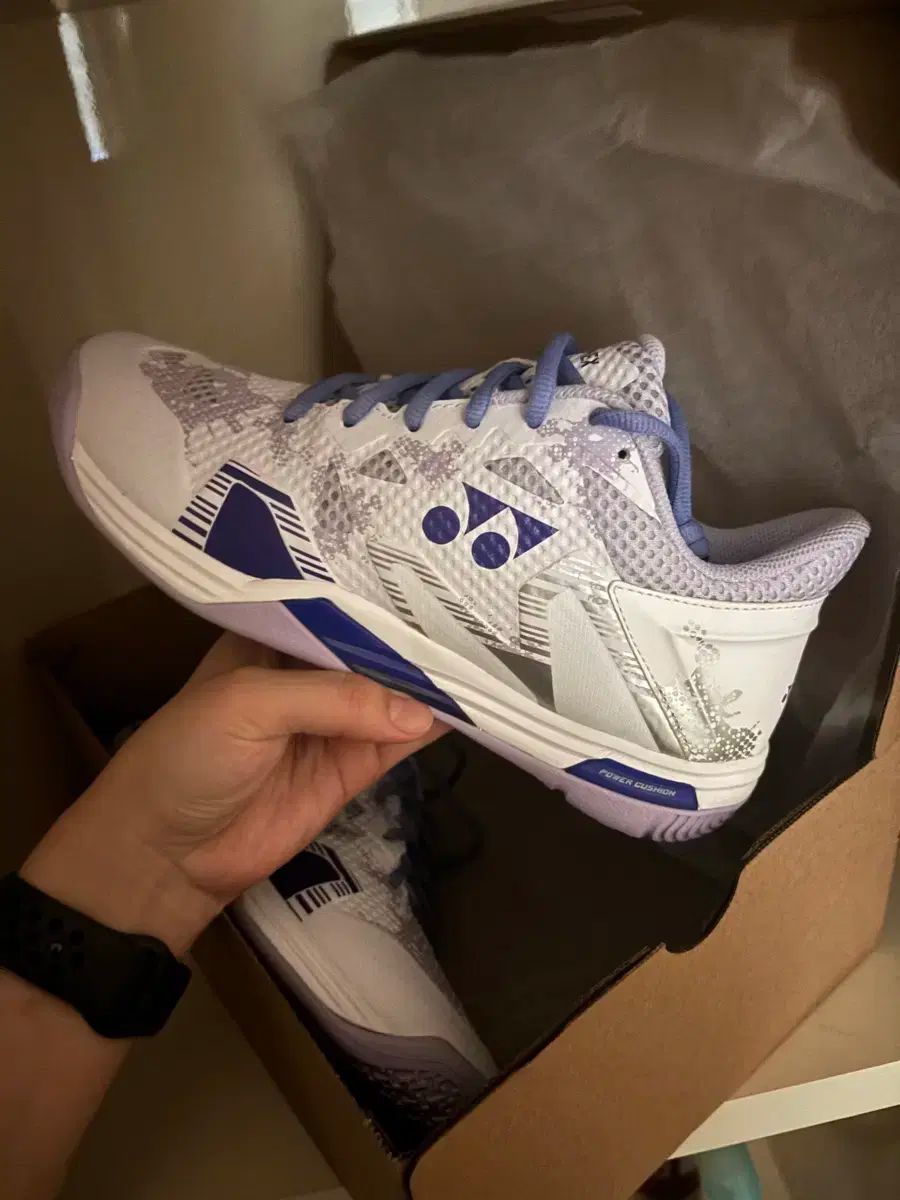 ヨネックス YONEX バドミントンシューズ 250