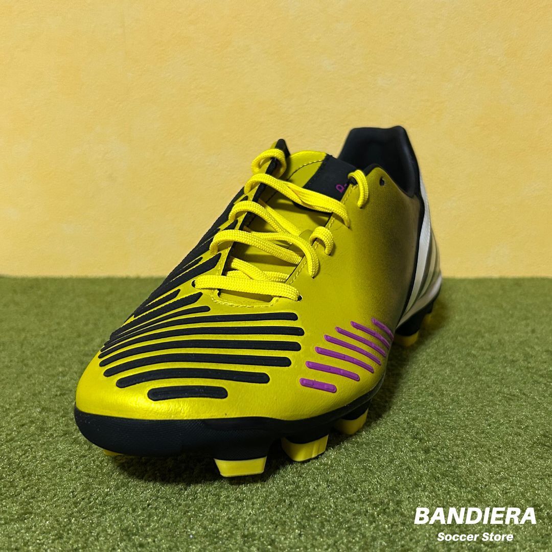 サッカースパイク