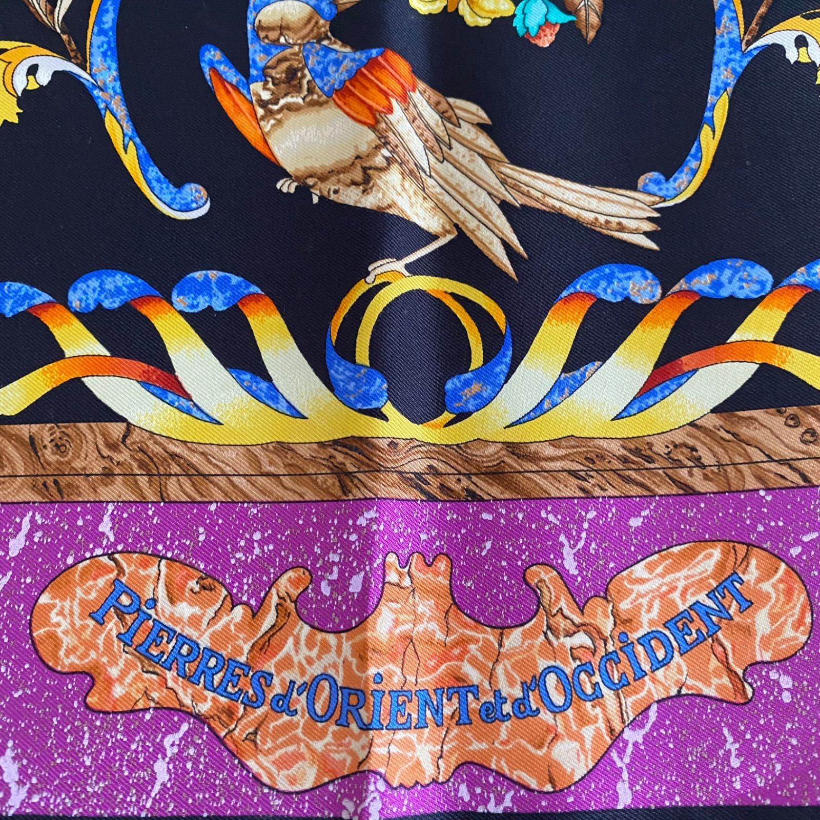 エルメス　エトリエール デザイン スカーフ 約90cm エルメスエトリエール デザイン スカーフ 約90cm