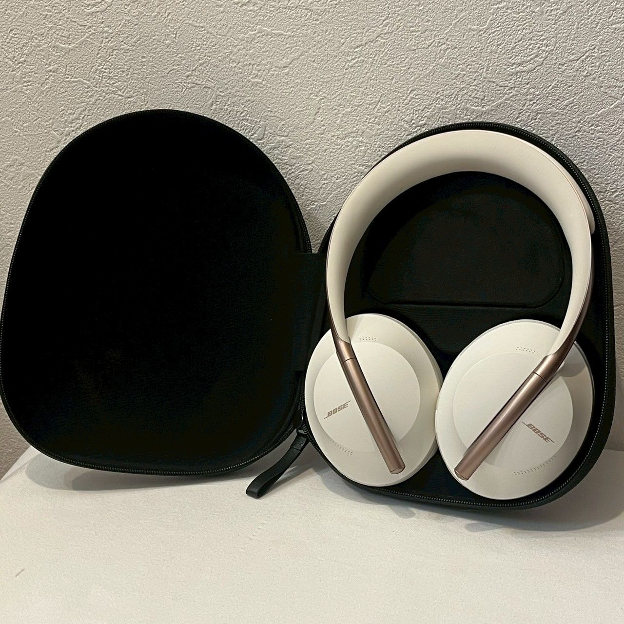 良品】BOSE/NOISE/CANCELLING/HEADPHONES/700/ヘッドホン/ホワイト
