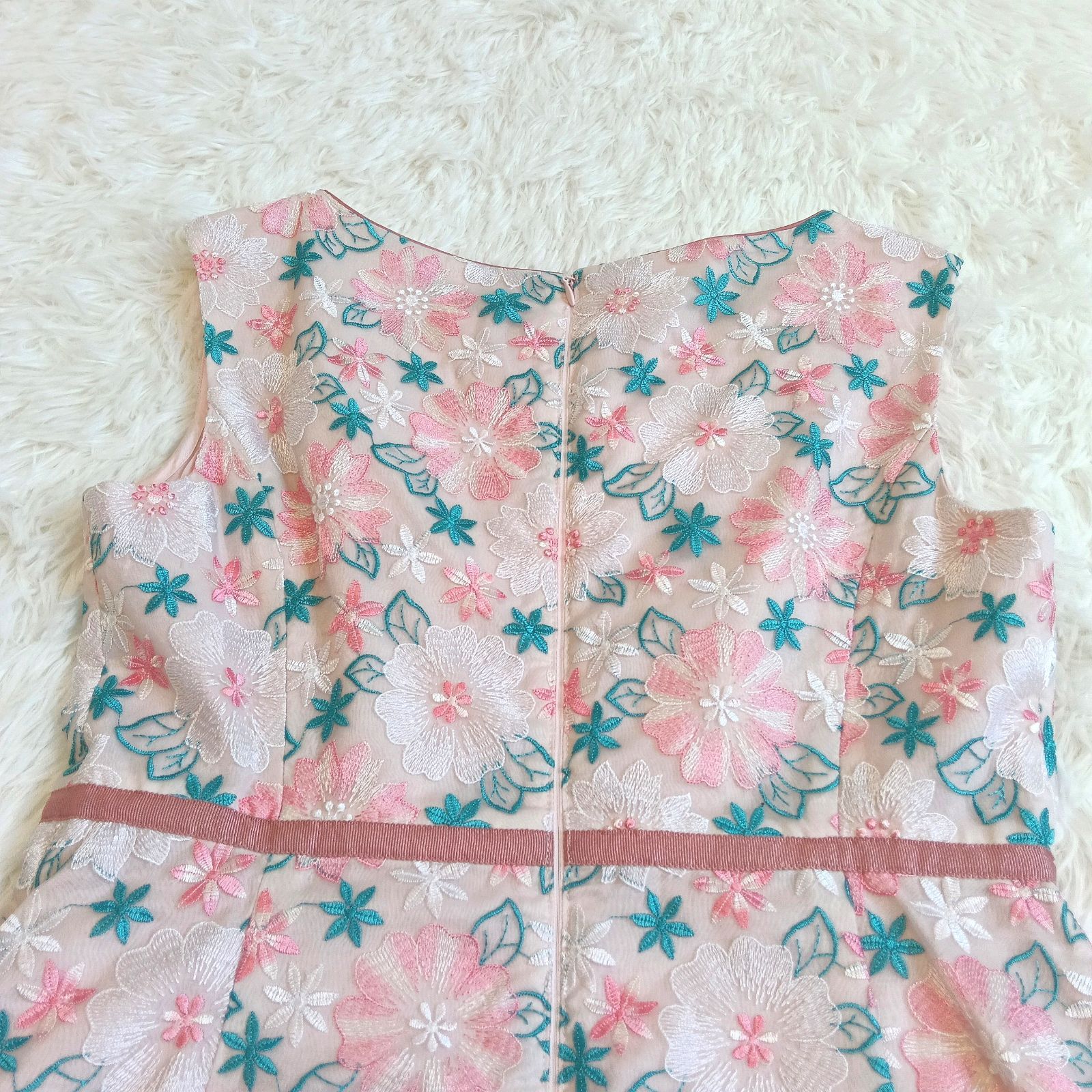 TOCCA トッカ 花柄刺繍ワンピース タグ付き サイズ4 - メルカリ