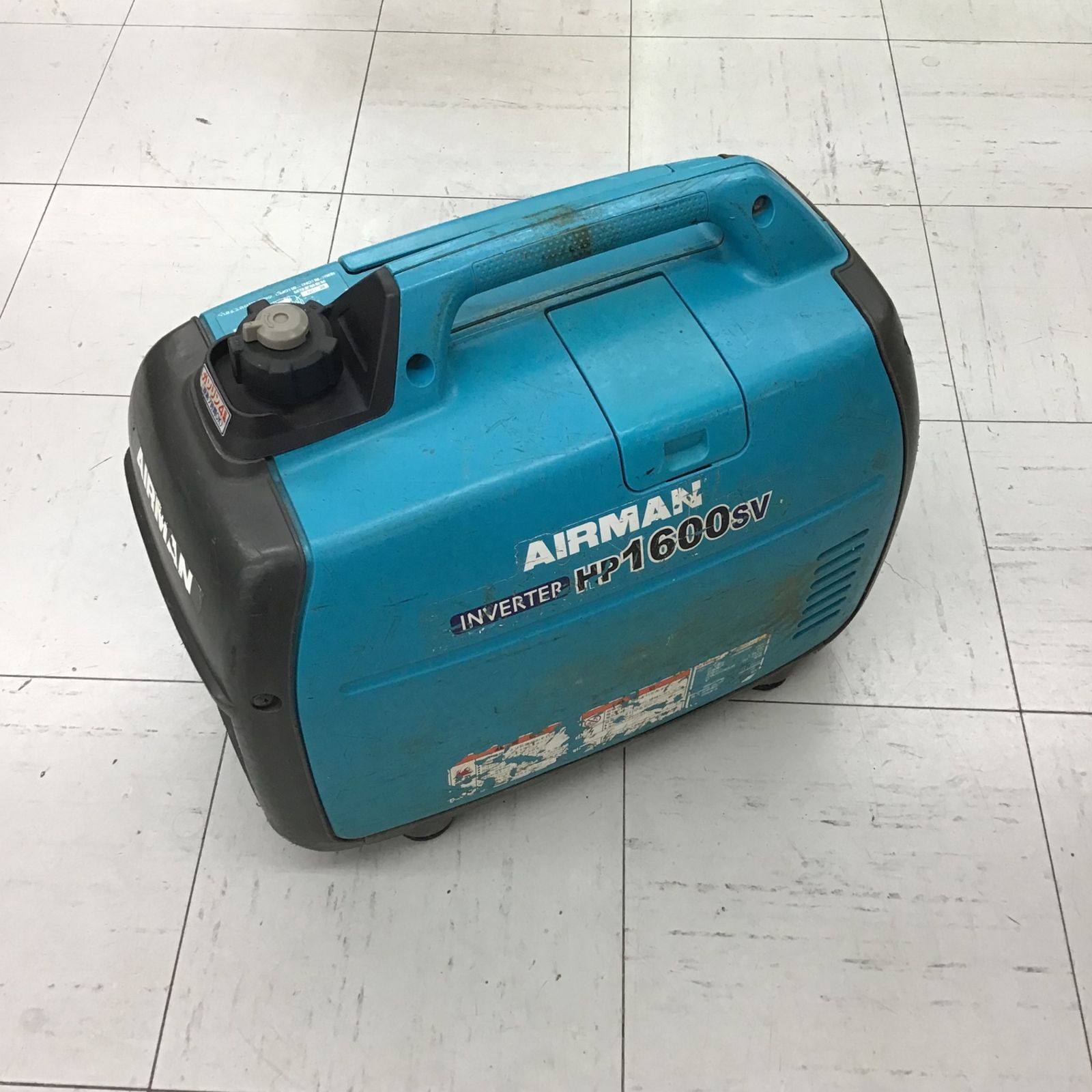 USED】 AIRMAN 北越工業 インバーター発電機 HP1600SV 外装ワレ有り 