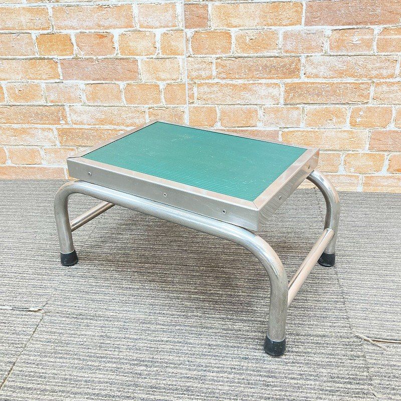 品 踏み台 ステンレス製 一段 踏台 ステップ 作業台 室内 介護 病院 医療 幅46cm 2I