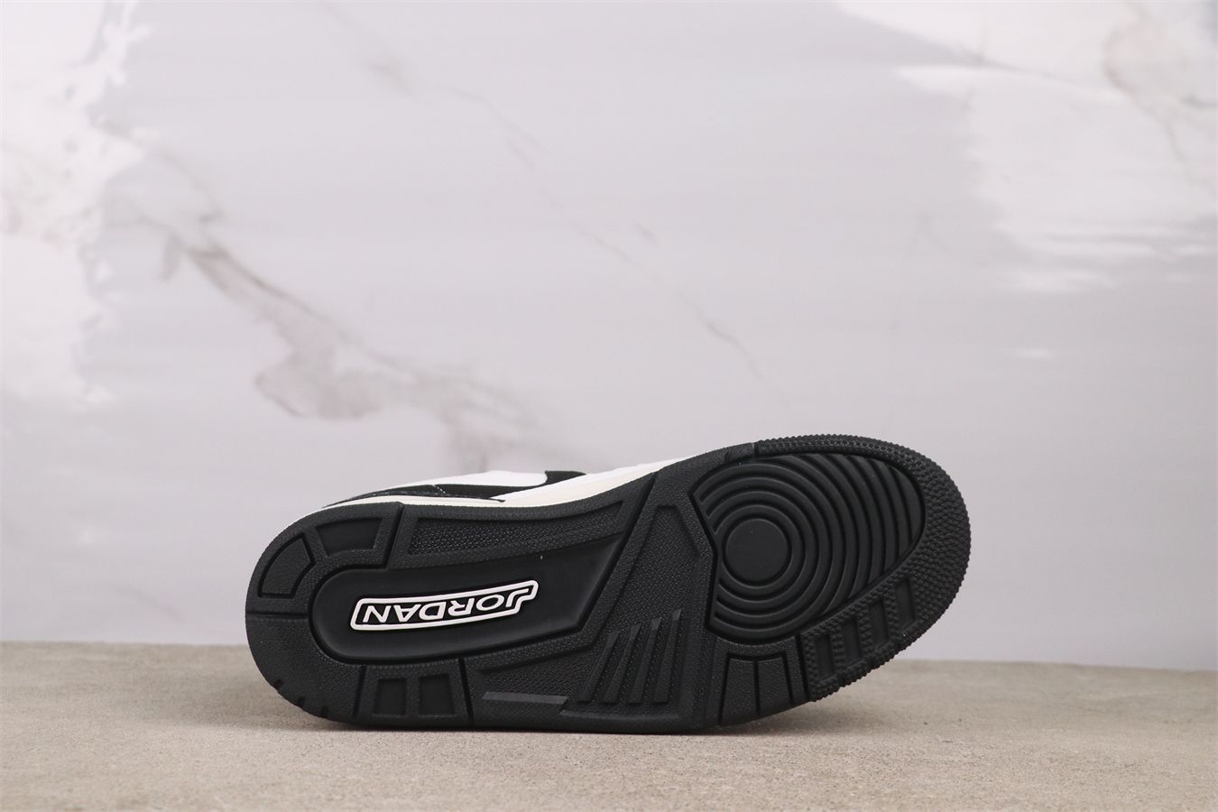 ジョーダン Jordan