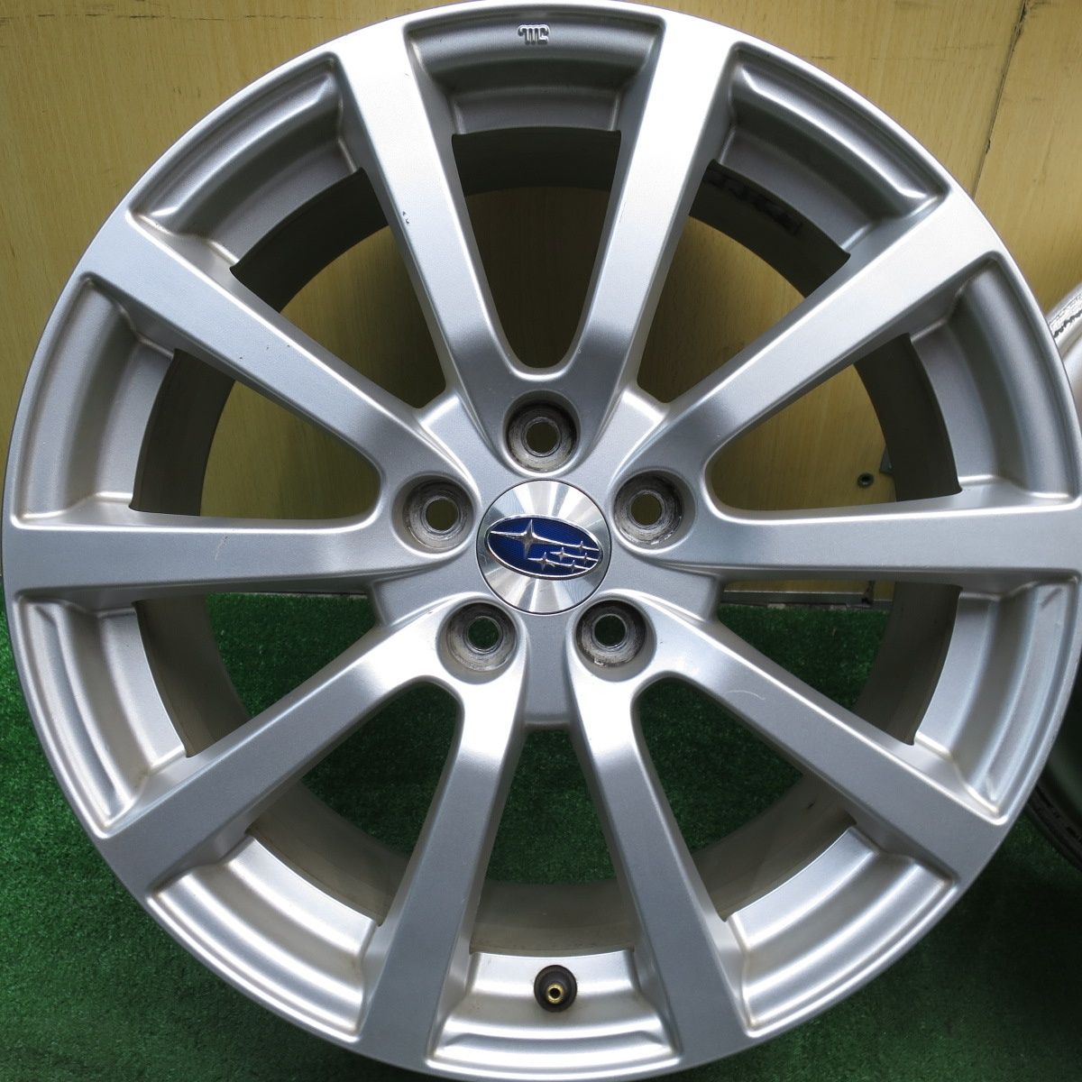 17×7.5J