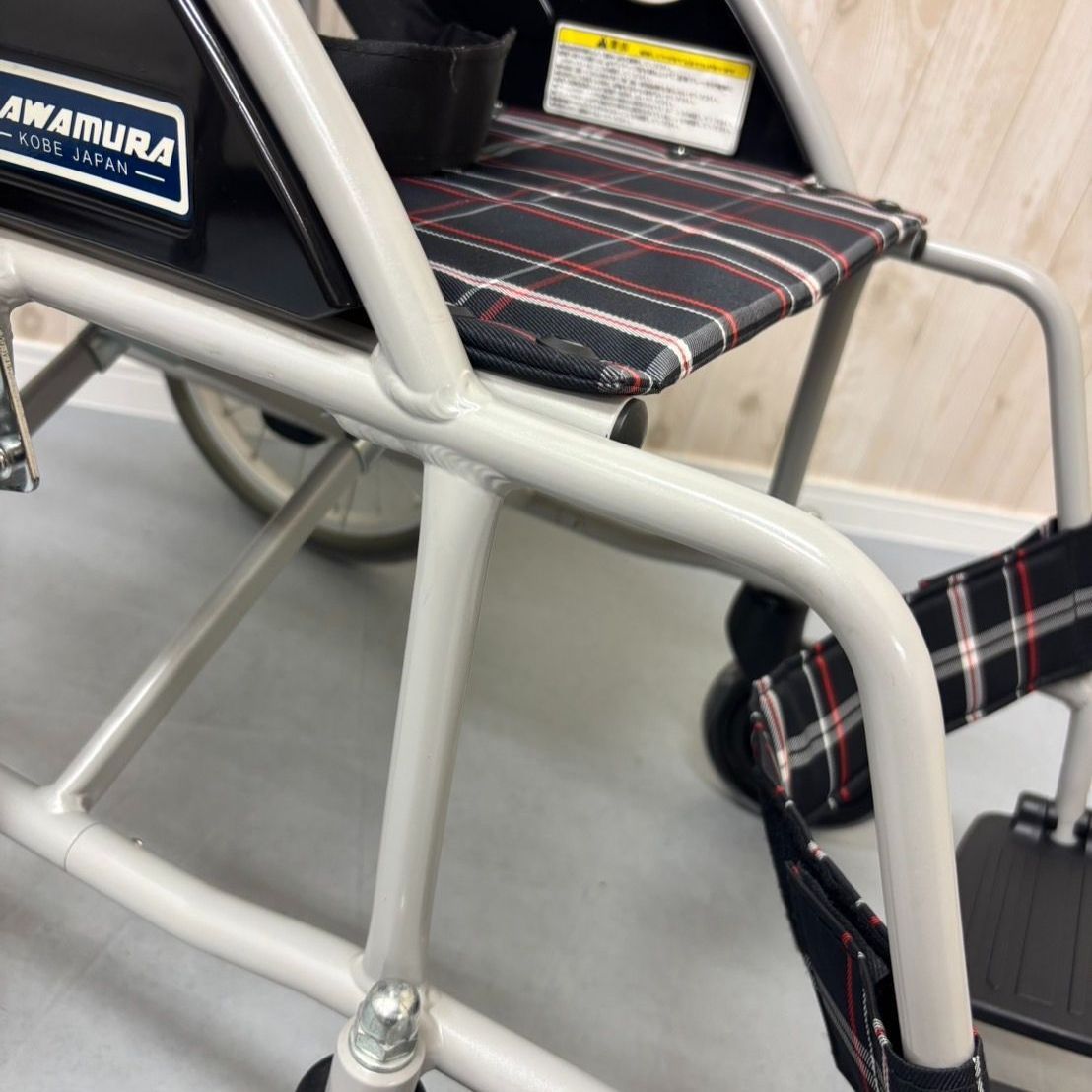 ノーパンクタイヤ