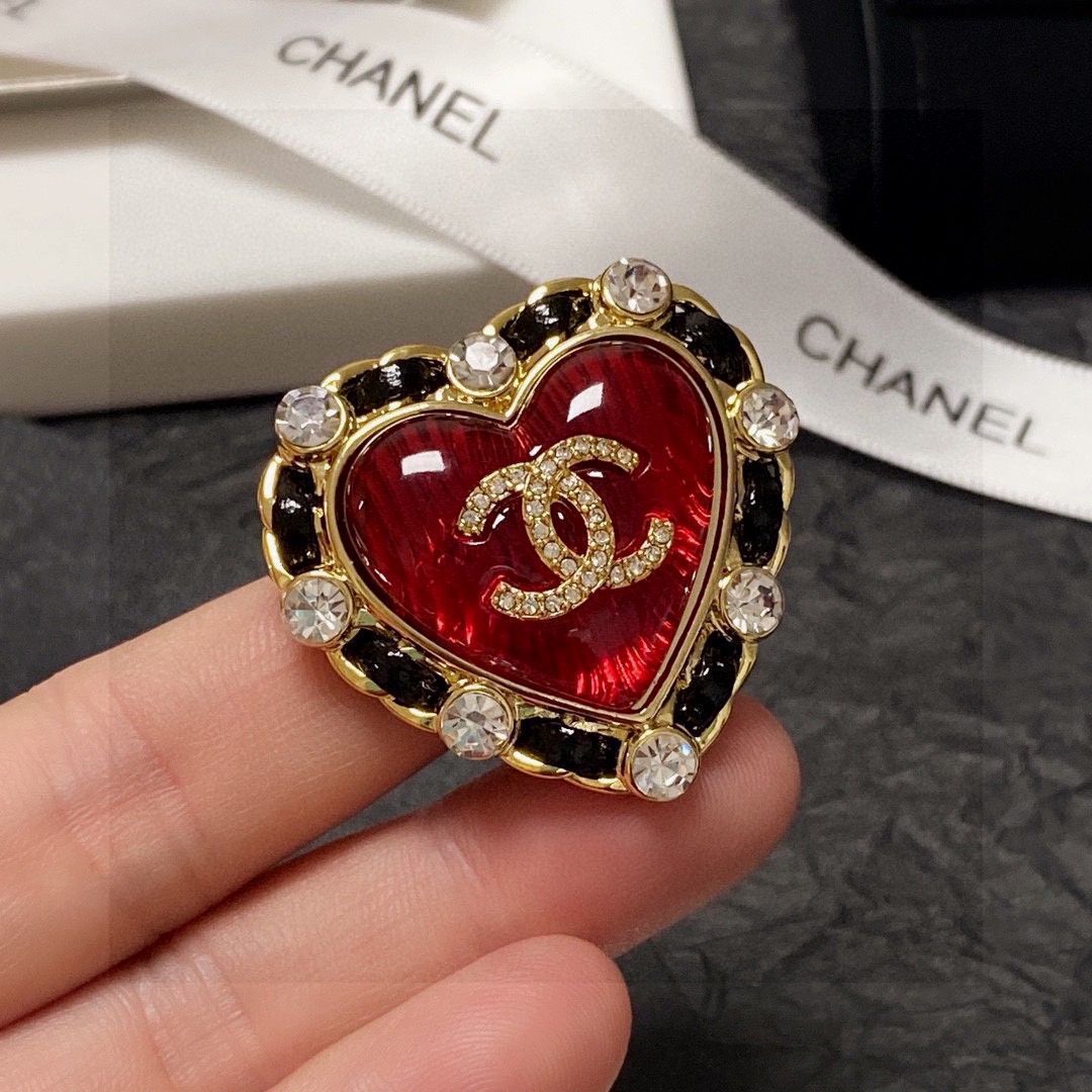今日特価】Chanel シャネル 新入荷 ブローチ - メルカリ