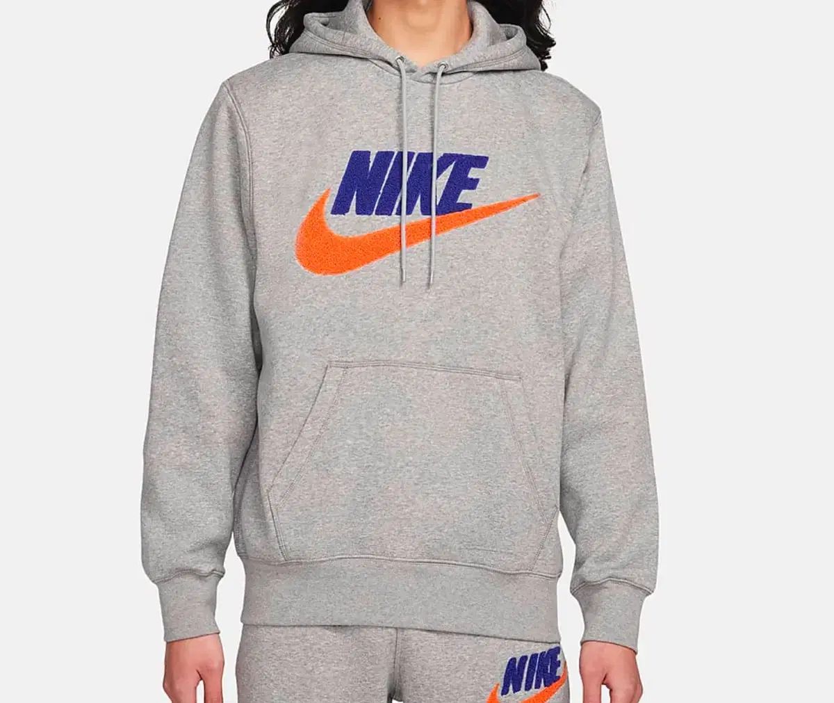 Nike(ナイキ） フード付きTシャツ