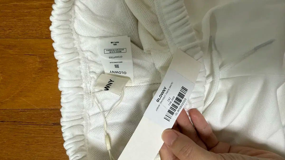 トラックパンツ 白