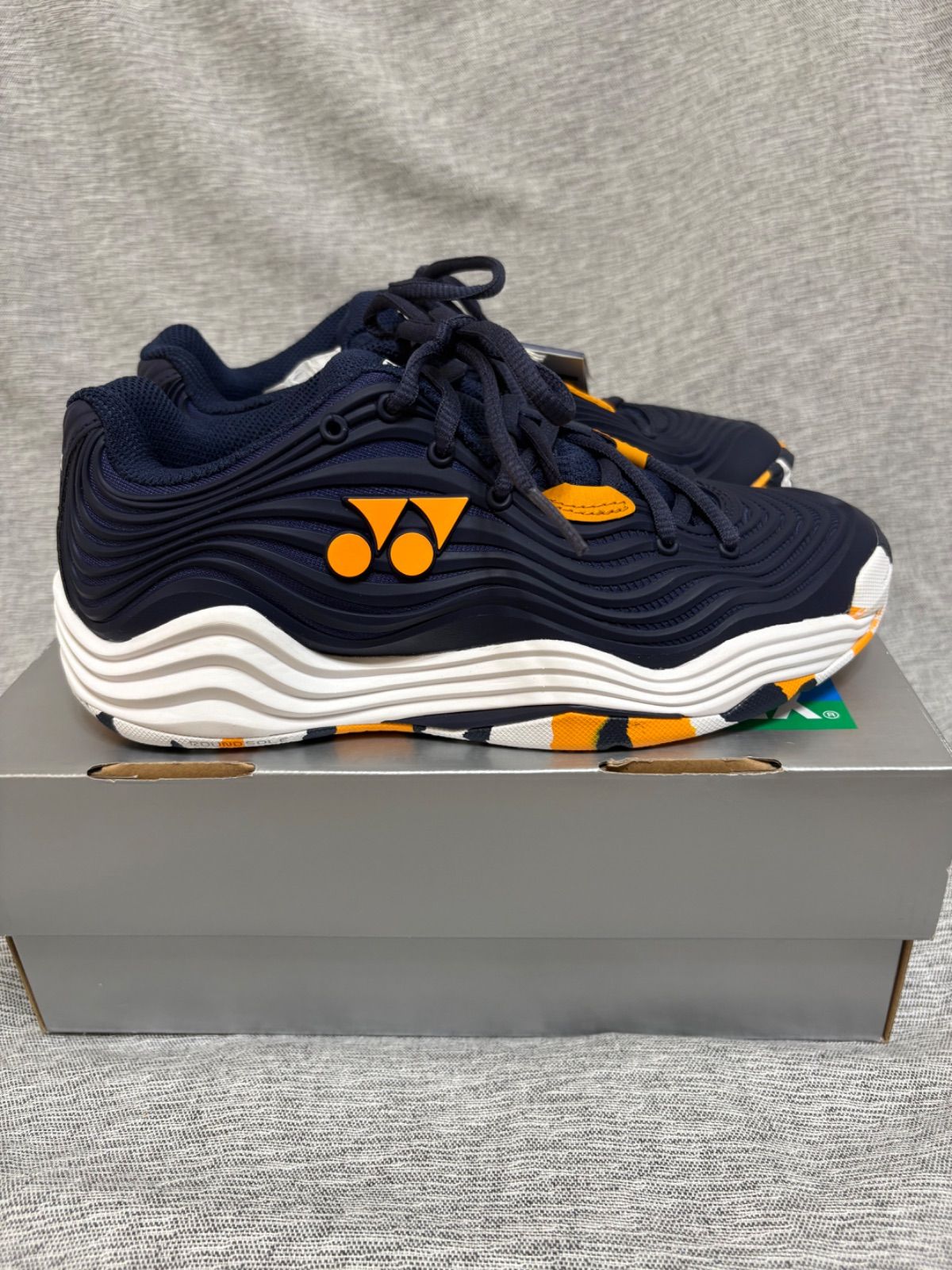 秋の新作が早くも激安！ 23.0 ヨネックス SHTF5MGC 23cn オムニクレー用 パワークッション フュージョンレブ5メン GC