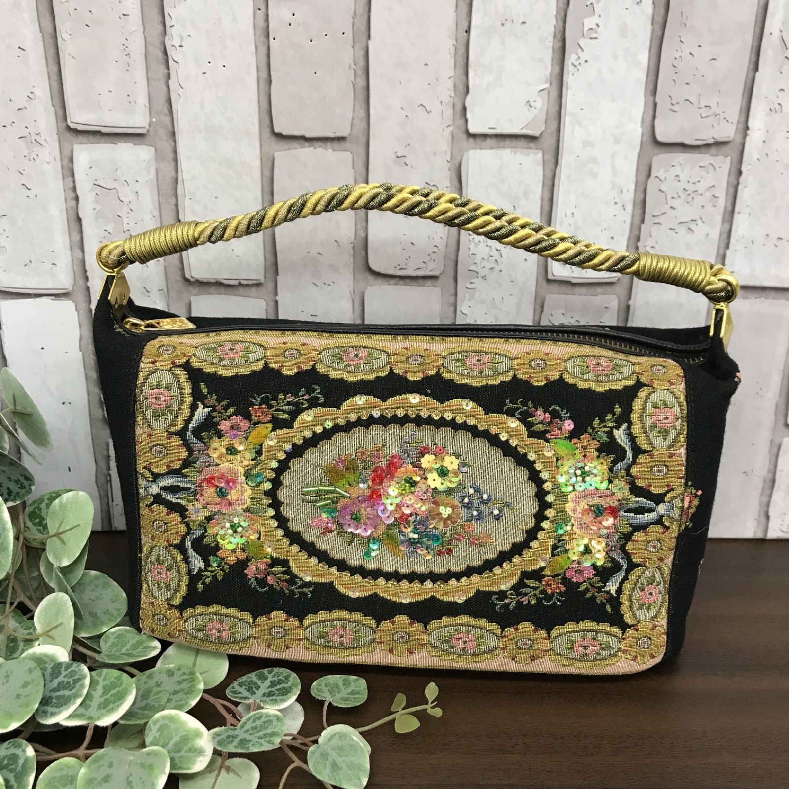 未使用品　Think Bee! 花柄刺繍 バッグ 新品同様】Think bee コブラン織りハンドバッグ 花柄刺繍