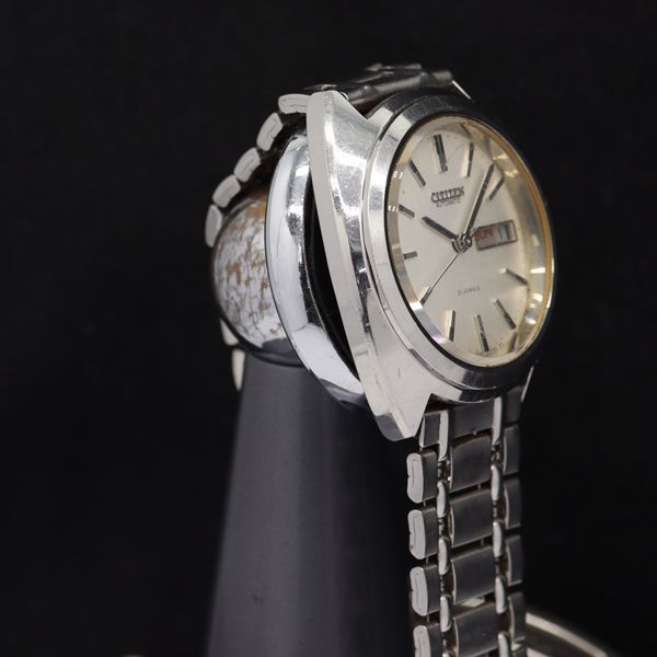 シチズン オートマチック 自動巻き 21石 シルバー文字盤 デイデイト
